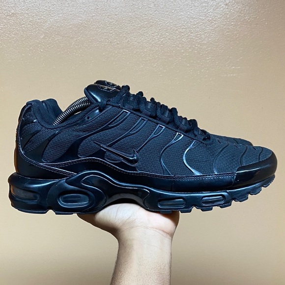 2017 Nike Air Max Plus TN “Triple Black” Men’s Size 11.5 604133-050 - Picture 1 of 16